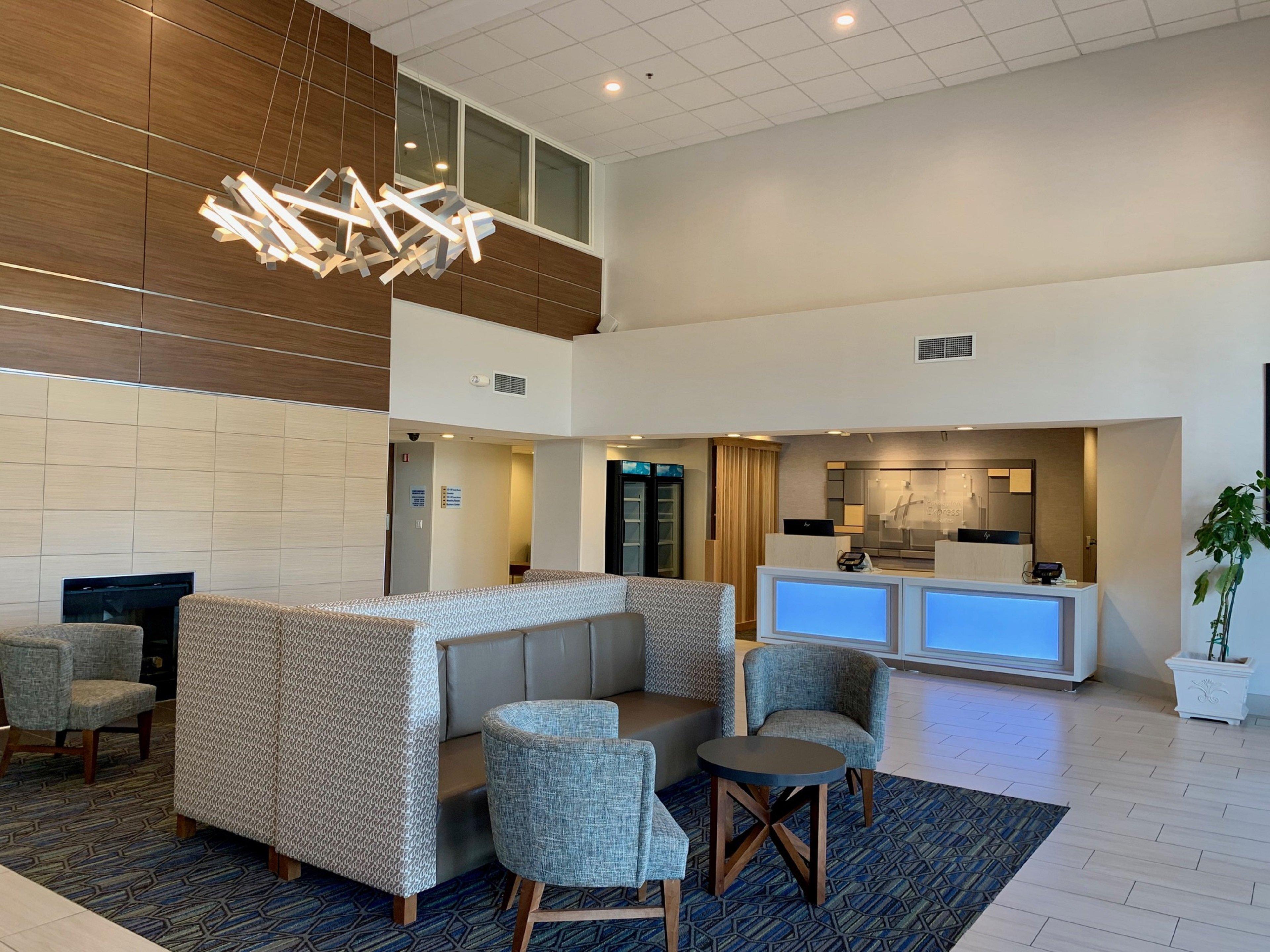 Holiday Inn Express & Suites Tracy By Ihg Eksteriør bilde