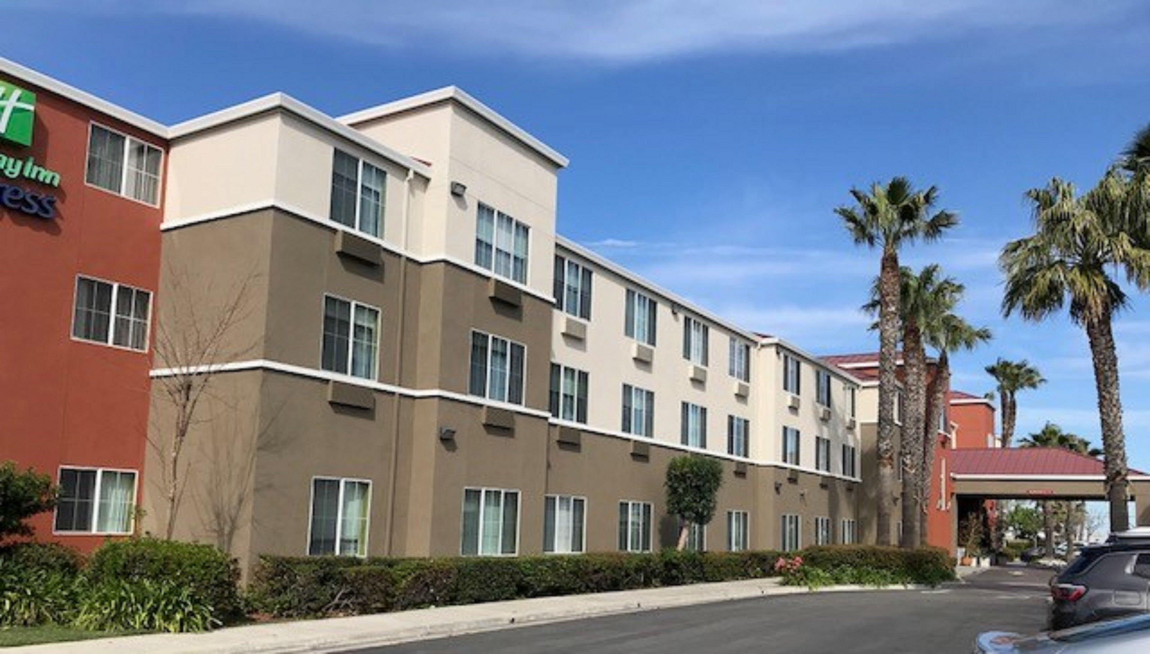 Holiday Inn Express & Suites Tracy By Ihg Eksteriør bilde