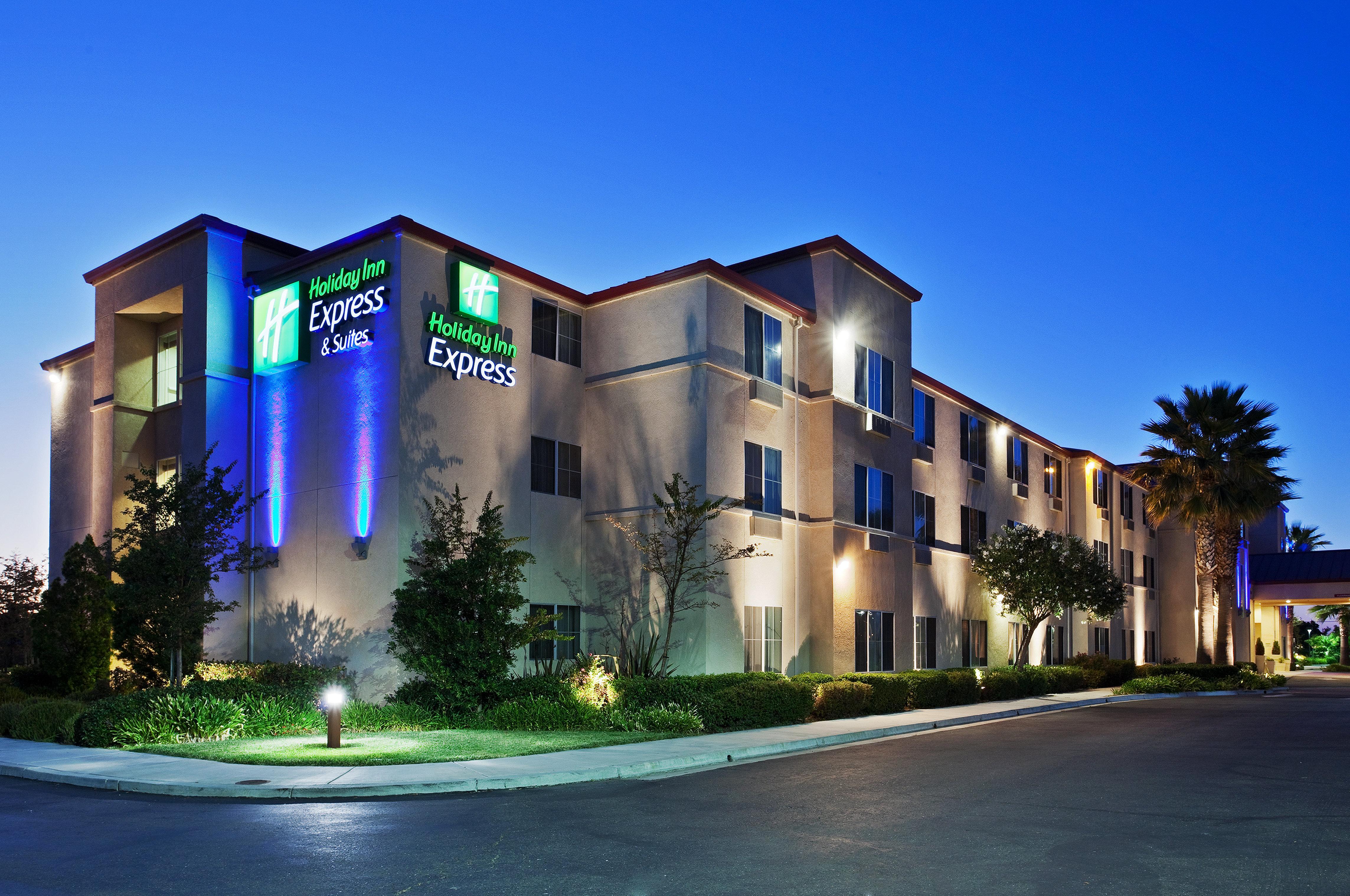 Holiday Inn Express & Suites Tracy By Ihg Eksteriør bilde